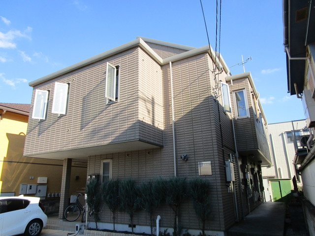 所沢市西住吉のマンションの建物外観