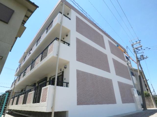 建物外観　☆新婚様からファミリー様へぜひおすすめ☆オール電化3ＬＤＫ♪