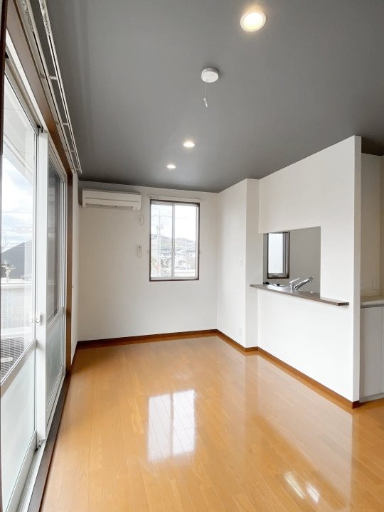 居室・リビング　LDKです♪