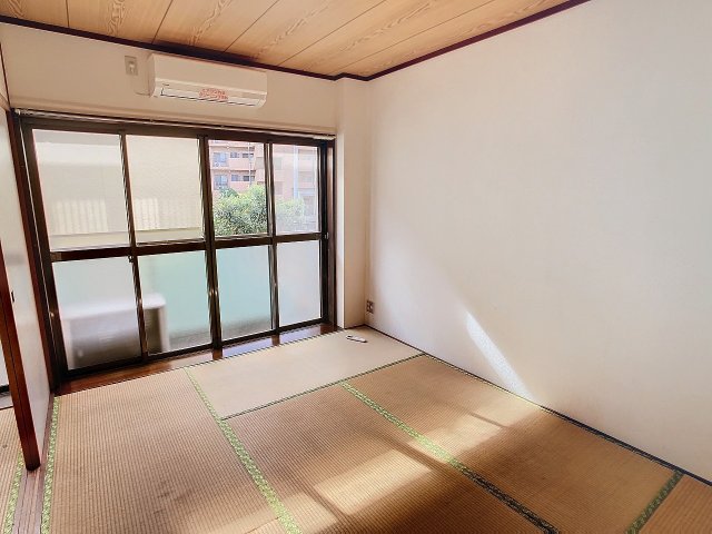 居室・リビング　2024年11月撮影※現況を優先致します。