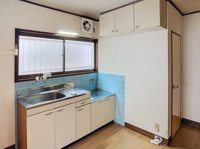 キッチン　2024年11月撮影※現況を優先致します。