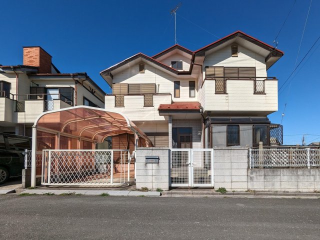 デザイナーズ　リノベ戸建　東松山の建物外観