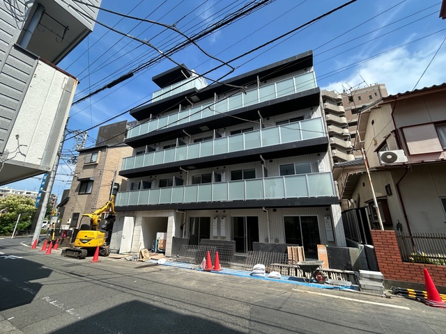 【八王子市千人町のマンションの建物外観】