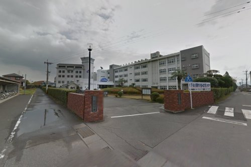 高校・高専　学校法人前田学園鹿屋中央高校（高校・高専）まで479m