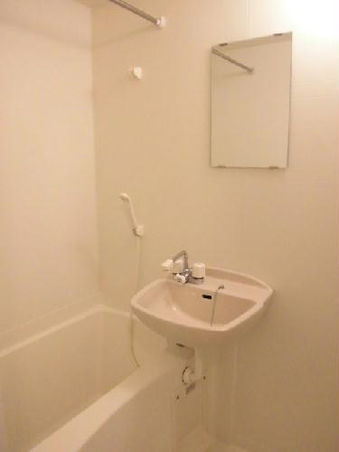 バス・シャワールーム　バス、トイレ別です。