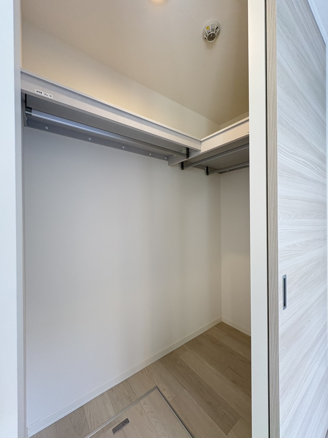 収納　ウォークインクローゼット