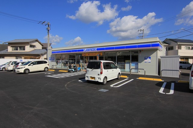 コンビニ　ローソン松山桑原三丁目店（コンビニ）まで350m