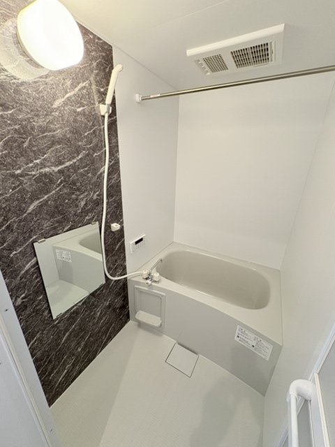 バス・シャワールーム　◆追焚と浴室乾燥機付きのバスルーム♪◆