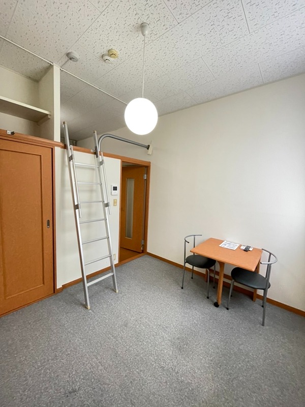 居室・リビング　リビング