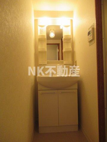 洗面設備　洗面所です