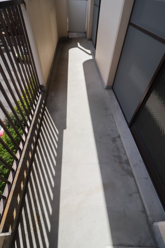 バルコニー　図面と現状に相違がある場合には現状を優先