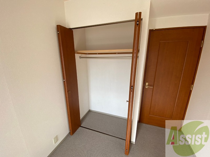 収納　クローゼットがありました。お洋服や荷物はここへ