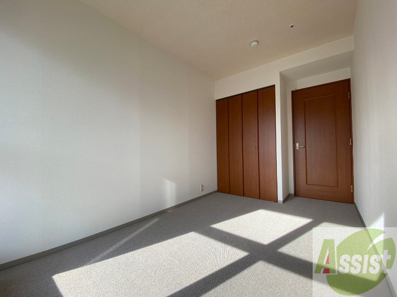 その他部屋・スペース　寝室を撮影しました。お昼寝したくなりますね。