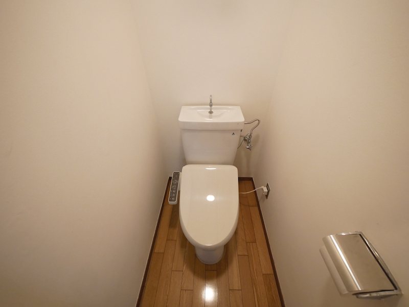 トイレ　ウォシュレット