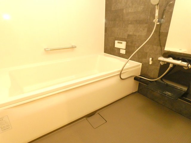 バス・シャワールーム　ベルフィオーレ平田