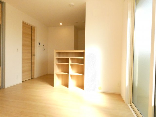 居室・リビング　ベルフィオーレ平田