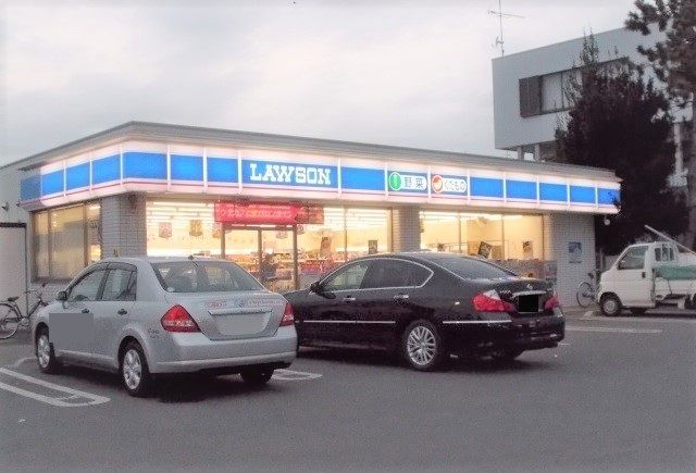 コンビニ　ローソン扇町3丁目店（コンビニ）まで240m