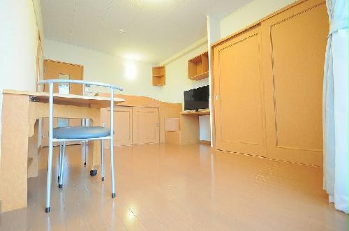 居室・リビング　ご入居をお待ちいたしていります