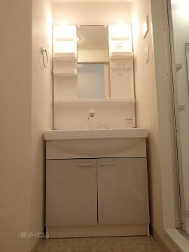 洗面設備　洗髪洗面化粧台