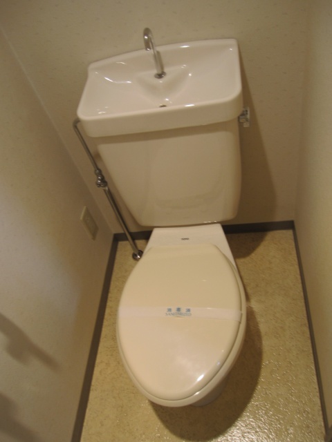 トイレ　同物件別室