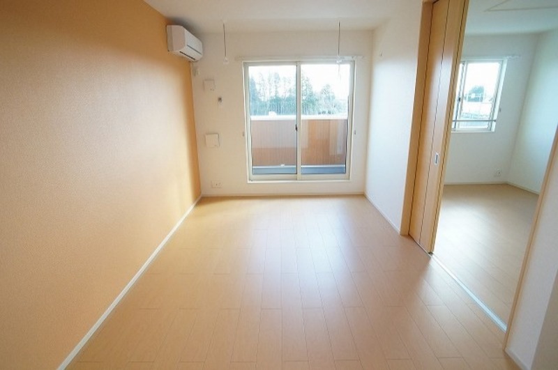 居室・リビング　図面と現状に相違がある場合には現状を優先