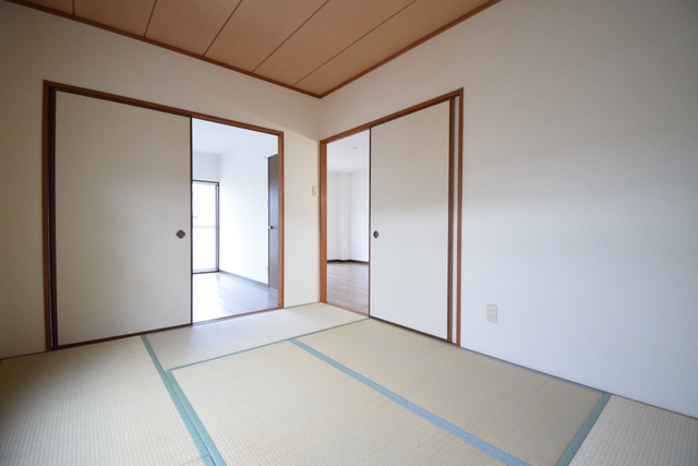 その他部屋・スペース　６帖の和室です★