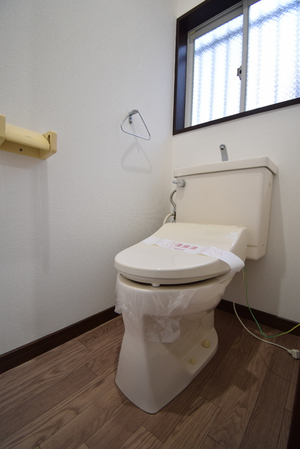 トイレ　温水洗浄便座付き★