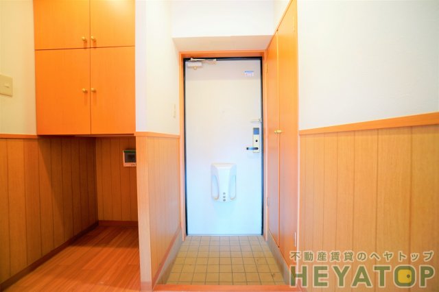 玄関　収納付き玄関