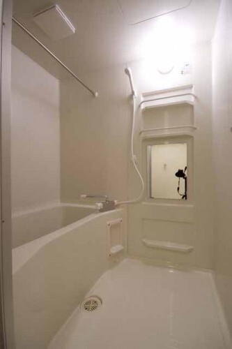 バス・シャワールーム　ゆったり過ごせるお風呂です