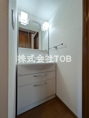 洗面設備　1階洗面台