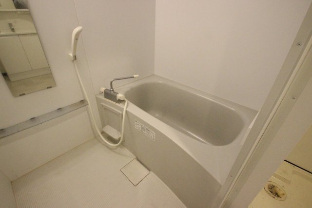 バス・シャワールーム　同物件別室です。