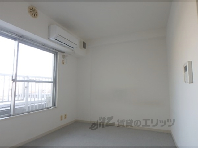 居室・リビング　居室