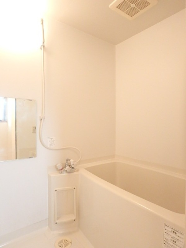 バス・シャワールーム　図面と現状に相違がある場合には現状を優先