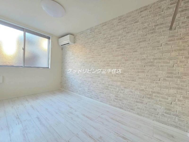 居室・リビング　2025/10/02　102号室