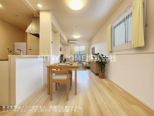 居室・リビング　【イメージ写真】リビング１３．３帖あります◇