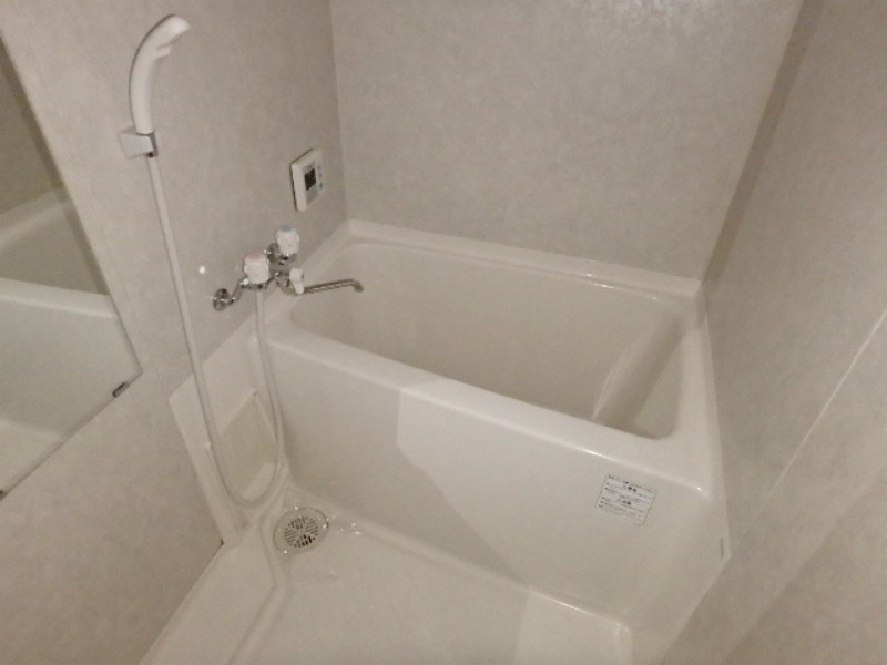 バス・シャワールーム　図面と現状に相違がある場合には現状を優先