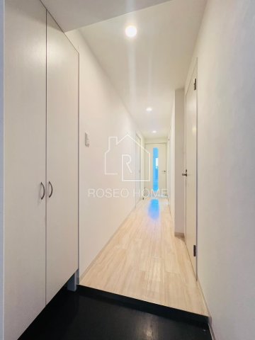 玄関　同マンション別部屋：参考写真