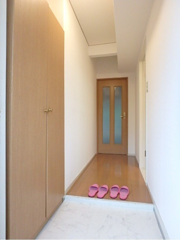 玄関　図面と現状に相違がある場合には現状を優先