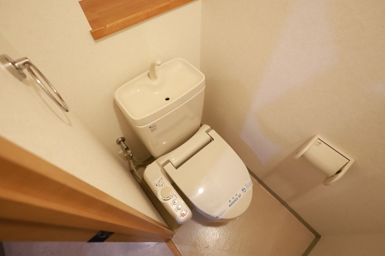 トイレ　※別部屋の写真です