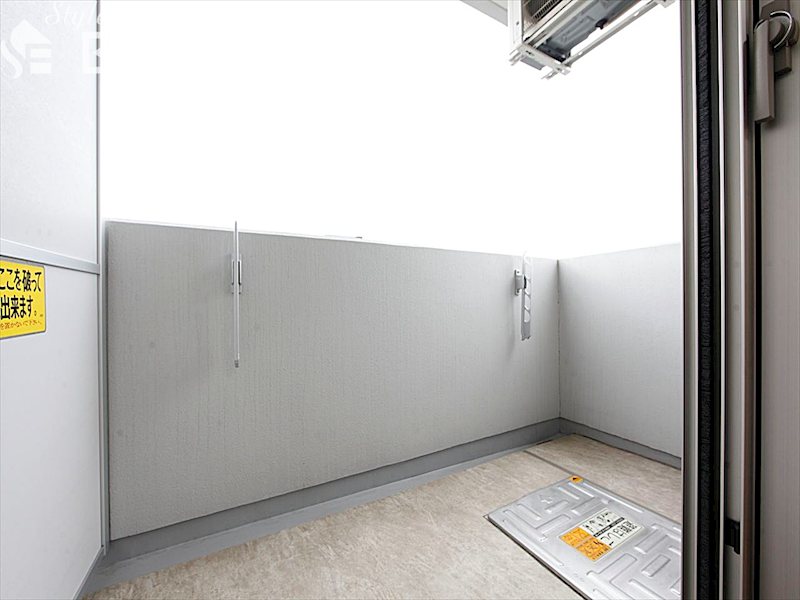 バルコニー　バルコニー