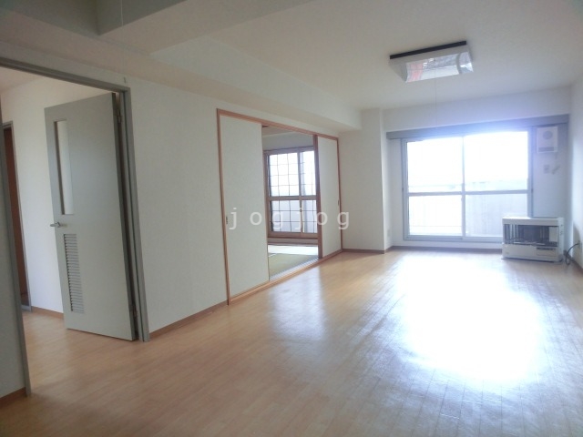 居室・リビング　同号室タイプ写真