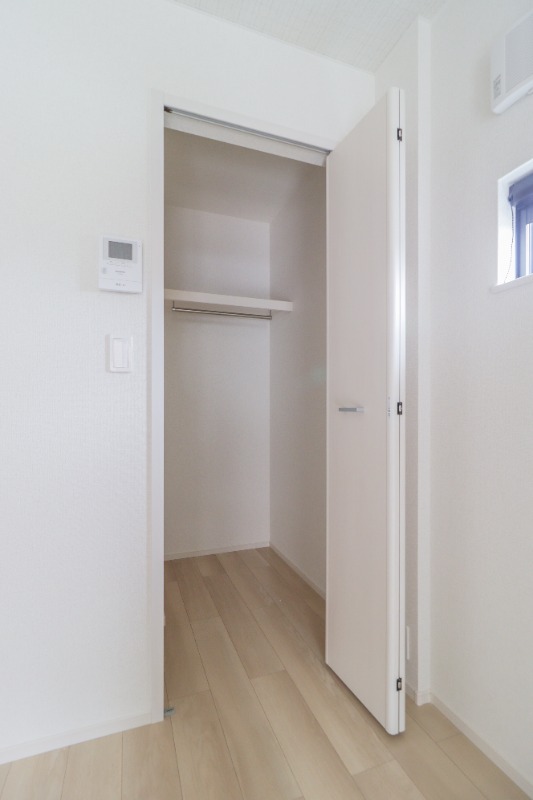 収納　図面と現状に相違がある場合には現状を優先