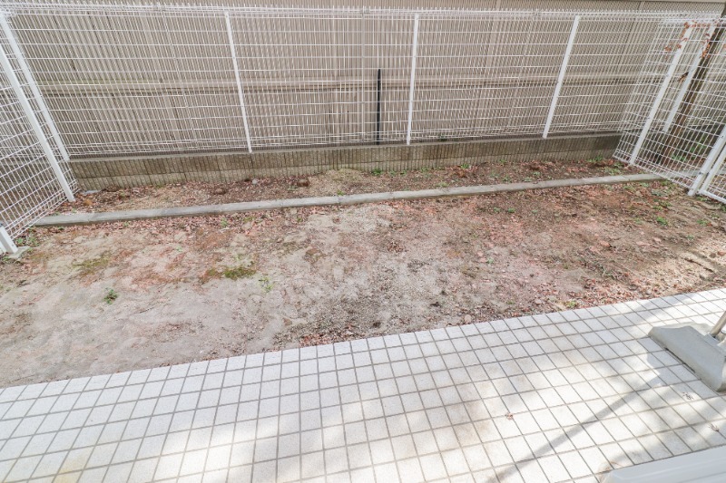 庭　図面と現状に相違がある場合には現状を優先