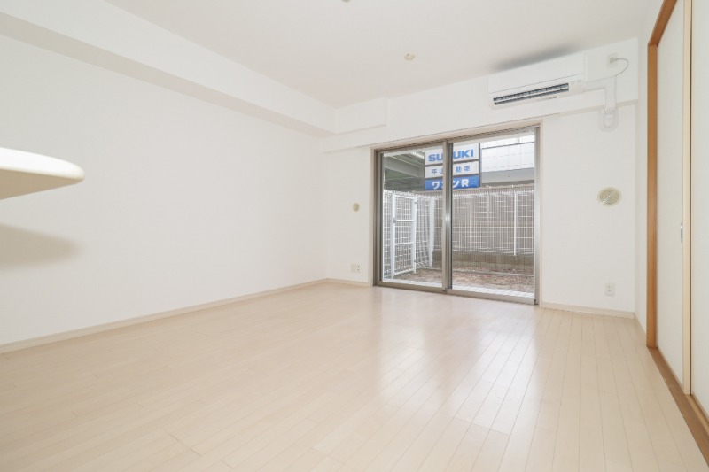 居室・リビング　図面と現状に相違がある場合には現状を優先