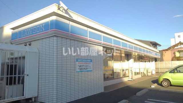 コンビニ　ローソン 羽生中央四丁目店（コンビニ）まで845m