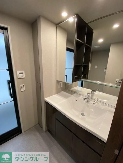 洗面設備　お問合せはタウンハウジングまで！※現地待合わせ相談可能