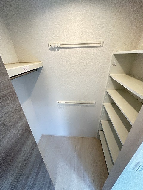 収納　写真は102号室です（参考）