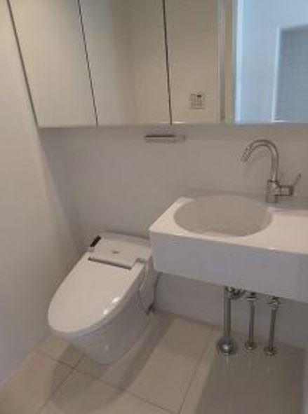 トイレ　※別部屋参照