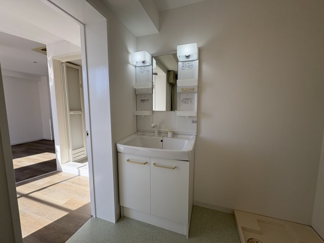 洗面設備　KAKOビル