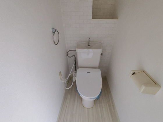 トイレ　※別部屋の写真です